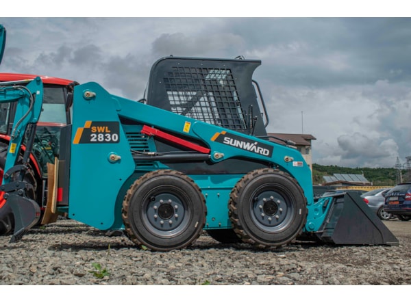 MiniIncarcator SUNWARD SWL 2830, 2.8ton, 65CP -- new de vanzare